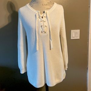 Tommy Bahama cable knit sweater
